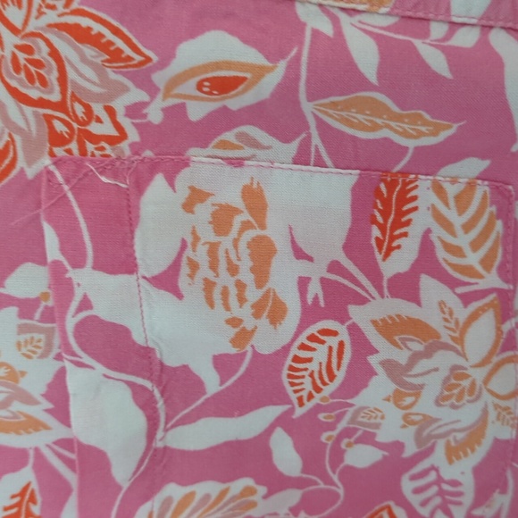 Pink Orange and White Sz L/XL Button Down 100% Rayon Shirt w Two Front Pockets - Picture 3 of 4